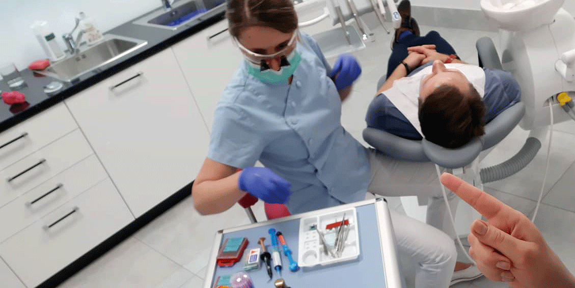 PerioDentica - specjalistyczne leczenie periodontologiczne